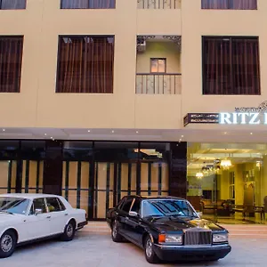 Ritz ** Angeles